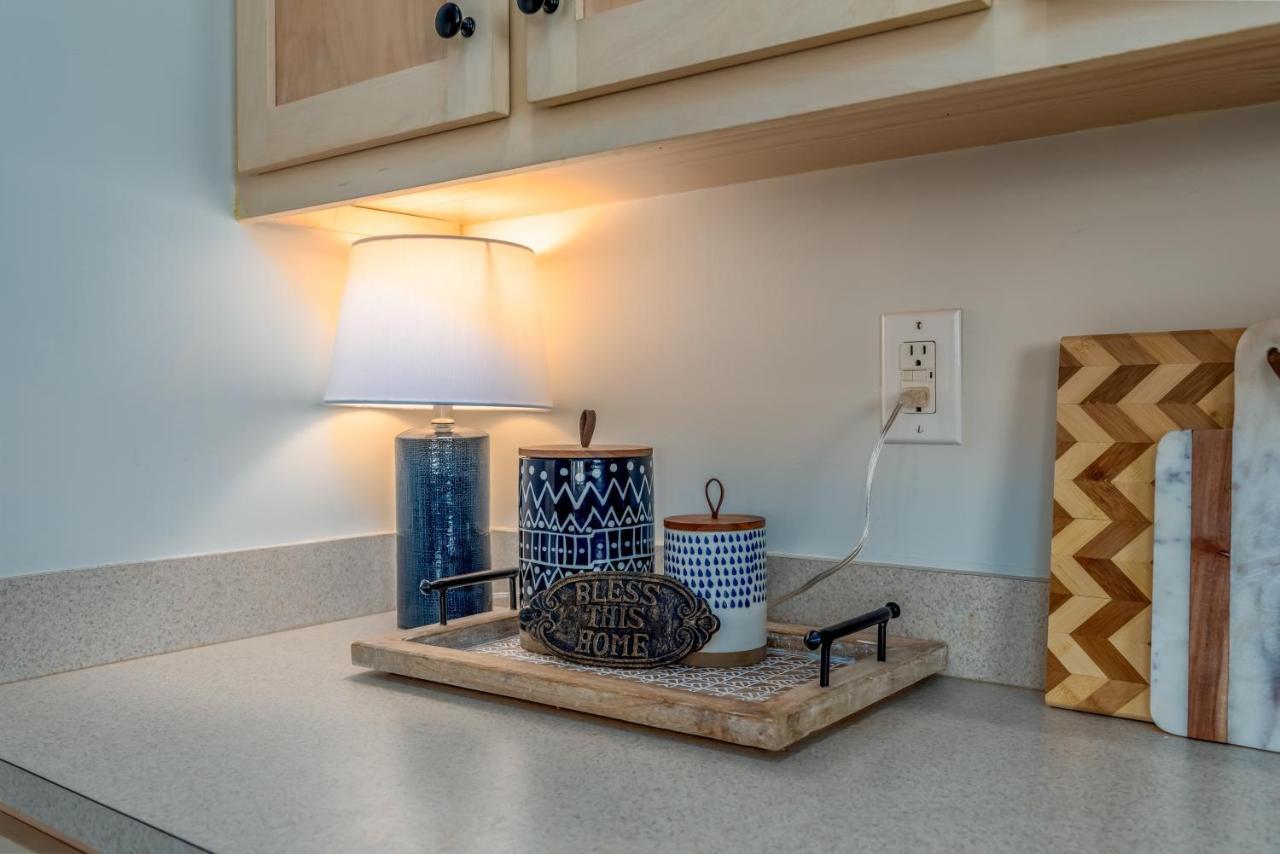 Island Sun - First Row Beach House! Fun And Games Galore - Including A Private Volleyball Pit! Home Dauphin Island Exterior photo